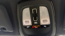 Volvo XC40 2.0 B4P Ultra Dark 5dr Auto Petrol Estate